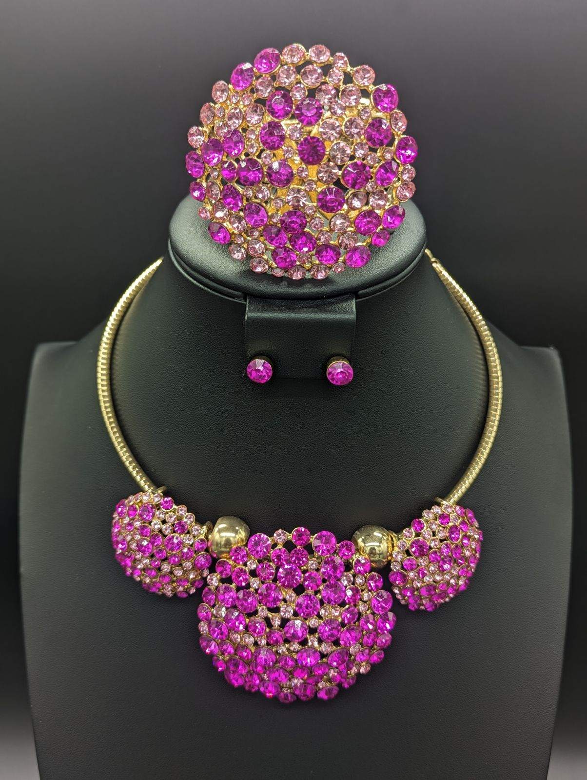 Fuschia Rhinestone/Goldtone Jewelry Set