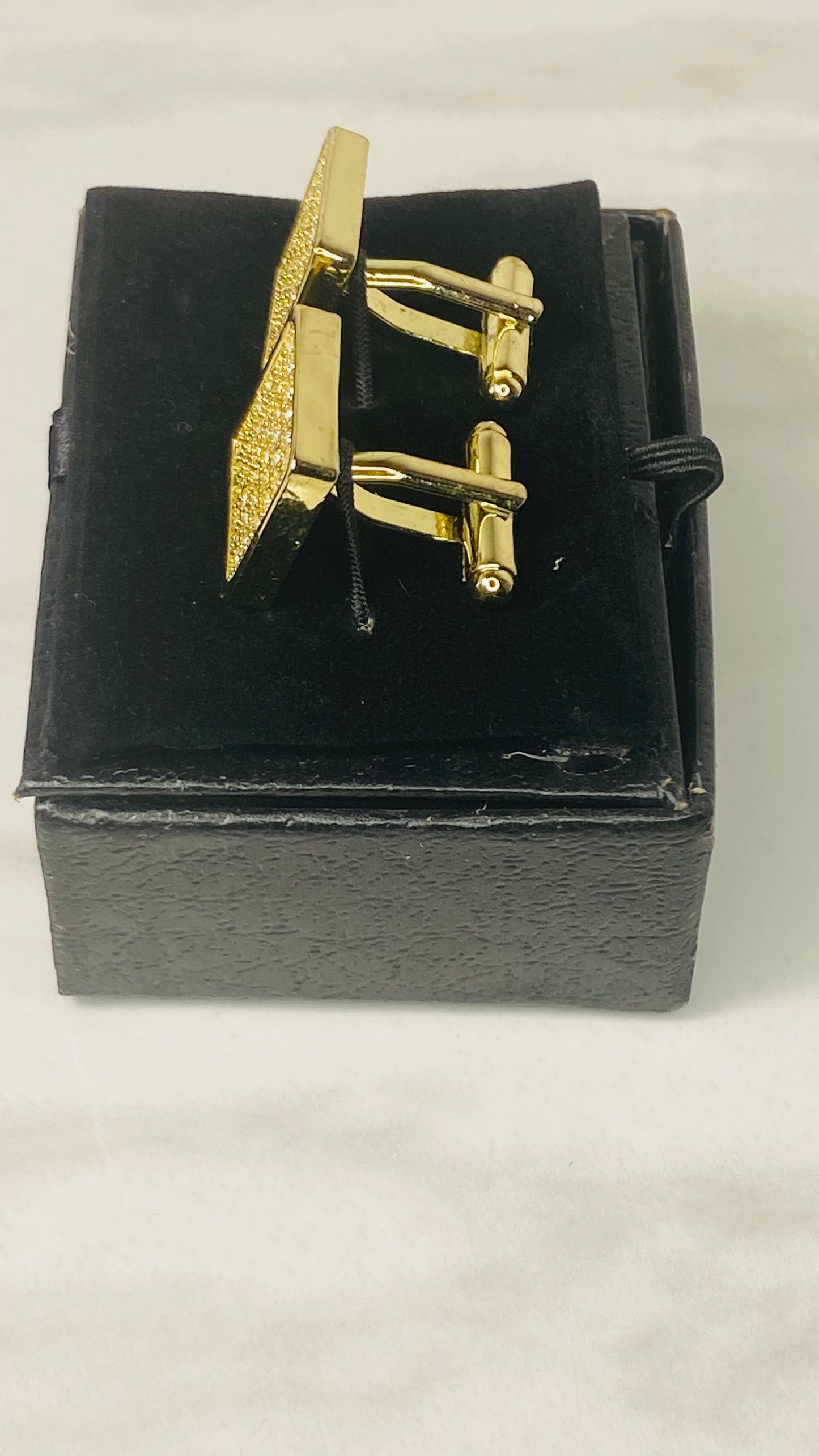 Men’s Gold & Rhinestone Cuff Links